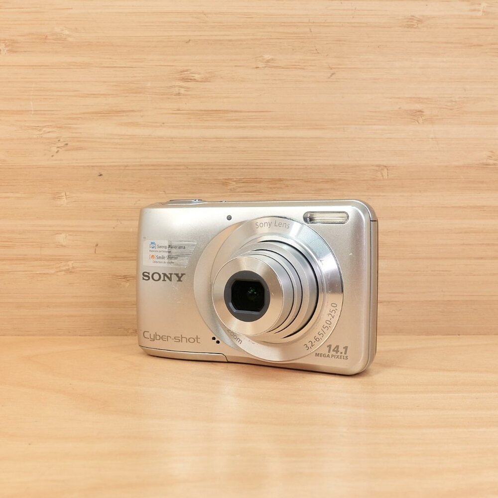 Sony Cyber-shot DSC-S5000 / 14.1MP Digital Camera / Compact Point-and-Shoot